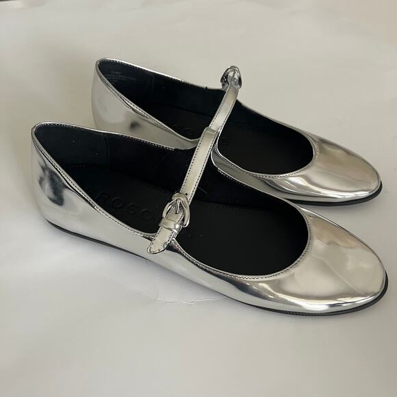 Aerosoles 'Perry' Women's 7.5 Silver Mirror Mary Jane Ballet Flat Excellent - Picture 3 of 9